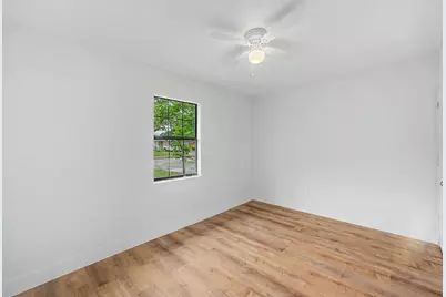 5505 Southlea Street, Houston, TX 77033 - Photo 18
