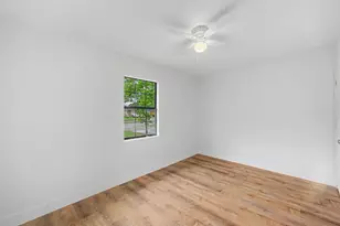 5505 Southlea St, Houston, TX 77033 - Photo 18
