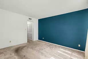 2100 Tanglewilde St, Houston, TX 77063 - Photo 10