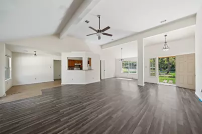 15 Hill Top Road, Huntsville, TX 77320 - Photo 6