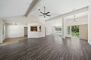 15 Hill Top Rd, Huntsville, TX 77320 - Photo 6