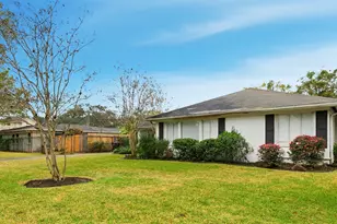 4054 Dumbarton St, Houston, TX 77025 - Photo 4