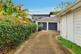 4054 Dumbarton St, Houston, TX 77025 - Photo 6