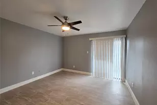 8421 Hearth Dr, Houston, TX 77054 - Photo 14