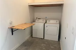 9022 Topaz St, Houston, TX 77063 - Photo 16