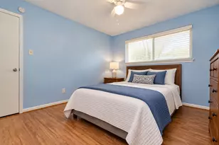 15727 Beechnut St, Houston, TX 77083 - Photo 22