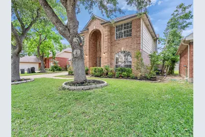 246 Cedar Elm Lane, Sugar Land, TX 77479 - Photo 2