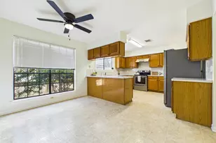 814 Lochnell Dr, Houston, TX 77062 - Photo 10