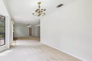 814 Lochnell Dr, Houston, TX 77062 - Photo 22