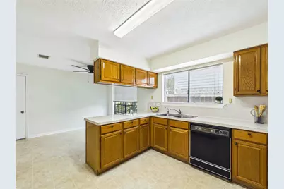 814 Lochnell Drive, Houston, TX 77062 - Photo 14