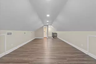 9700 Jay Rd, Hitchcock, TX 77563 - Photo 36
