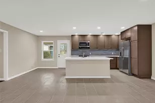 811 Sara Rose St, Houston, TX 77018 - Photo 6