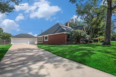 15411 Park Estates Lane, Houston, TX 77062 - Photo 30