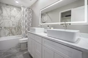 15411 Park Estates Ln, Houston, TX 77062 - Photo 16