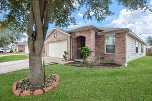13118 Cres Manor Ln, Houston, TX 77072 - Photo 2