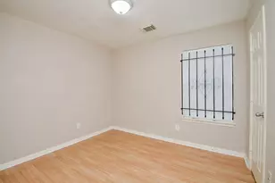 13118 Cres Manor Ln, Houston, TX 77072 - Photo 32