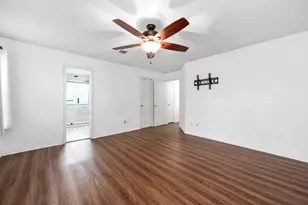 7906 Brookfield St, Baytown, TX 77523 - Photo 28