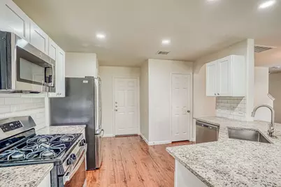18747 Dennington Drive, Katy, TX 77449 - Photo 8
