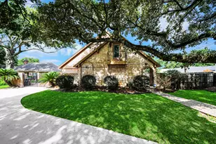 2706 Stetson Ln, Houston, TX 77043 - Photo 1