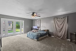 315 N 3rd St, Nederland, TX 77627 - Photo 10