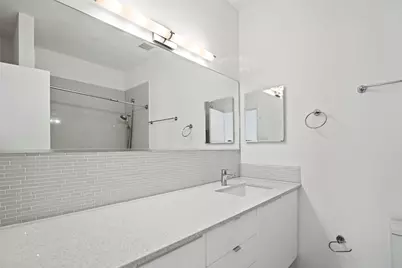 3800 Tanglewilde Street #402, Houston, TX 77063 - Photo 26