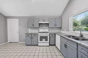 1811 Crosscoach Ln, Katy, TX 77449 - Photo 14