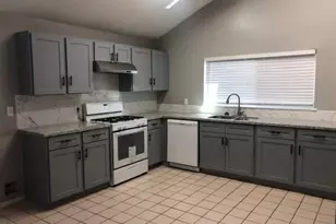 1811 Crosscoach Ln, Katy, TX 77449 - Photo 2