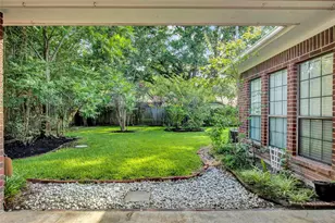 611 N Hickory St, Tomball, TX 77375 - Photo 24