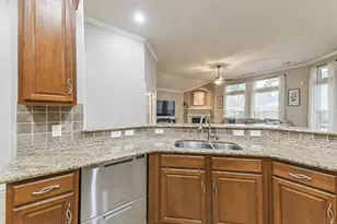 13923 Desert Trace Ct, Houston, TX 77044 - Photo 10