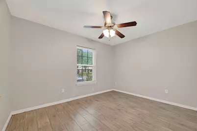 10226 Ella Falls Boulevard, Houston, TX 77038 - Photo 18