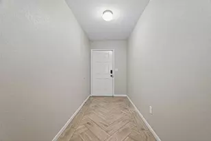 10226 Ella Falls Blvd, Houston, TX 77038 - Photo 6