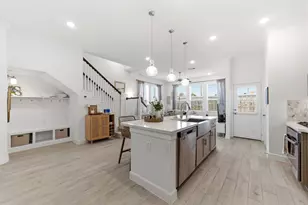 5604 Green Rise Ln, Houston, TX 77091 - Photo 6
