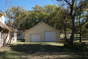 173 Lazy Water Dr, Livingston, TX 77351 - Photo 2
