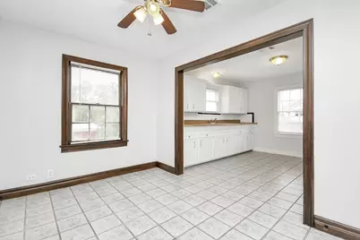 109 Amundsen Street, Houston, TX 77009 - Photo 12