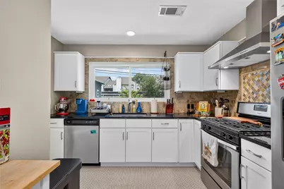 1918 Huge Oaks Street, Houston, TX 77055 - Photo 20