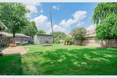 1918 Huge Oaks Street, Houston, TX 77055 - Photo 8