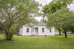 400 N Brazos St, Burton, TX 77835 - Photo 2