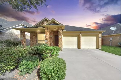 4510 Long Creek Drive, Fresno, TX 77545 - Photo 2