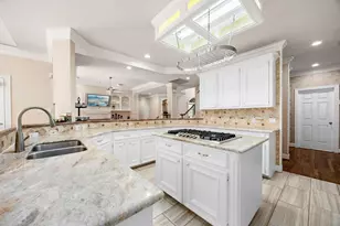 15015 Turkey Trail Ct, Houston, TX 77079 - Photo 12