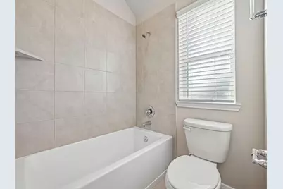 5237 Autumn Hills Trail, Pearland, TX 77584 - Photo 4