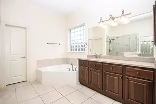 7418 Dresden Ave, Sugar Land, TX 77479 - Photo 20
