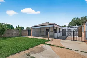 15914 Val Vista Dr, Houston, TX 77083 - Photo 46