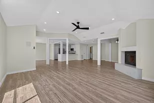 15914 Val Vista Dr, Houston, TX 77083 - Photo 16