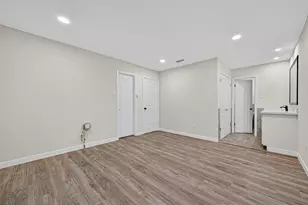 15914 Val Vista Dr, Houston, TX 77083 - Photo 36