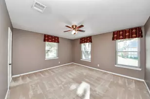 5302 Boyce Springs Dr, Houston, TX 77066 - Photo 36