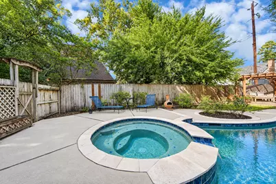 5302 Boyce Springs Drive, Houston, TX 77066 - Photo 46