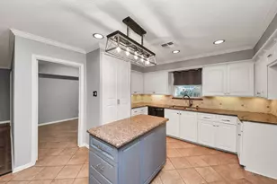 5302 Boyce Springs Dr, Houston, TX 77066 - Photo 14