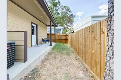 861 Palmdate, Montgomery, TX 77316 - Photo 32