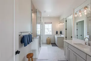 1311 Oahu Dr, Tiki Island, TX 77554 - Photo 18