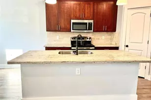 2126 Crescent Pointe Pkwy, College Station, TX 77845 - Photo 4